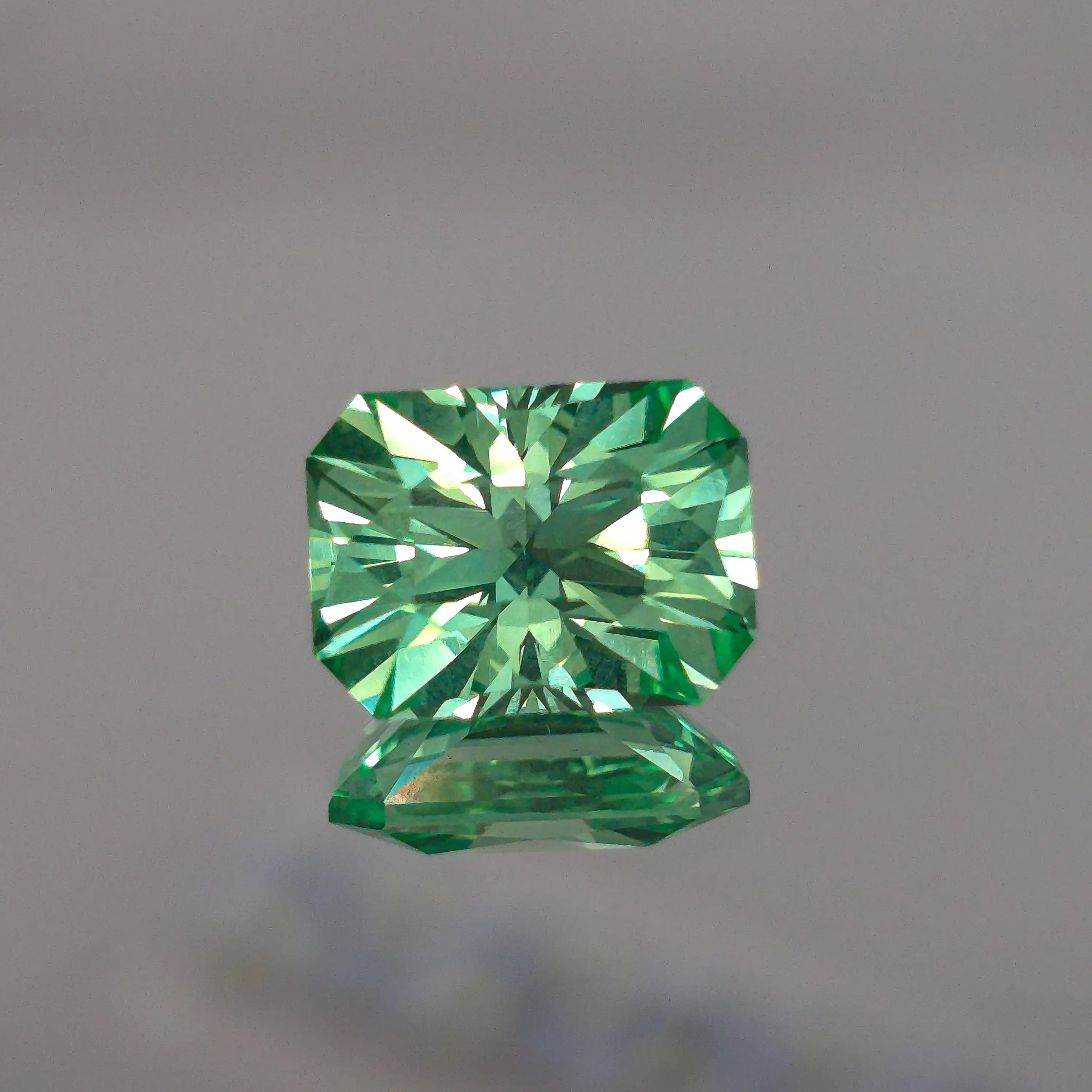 Light Green lab sapphire 9.62mm x8.49mm Optical Gains