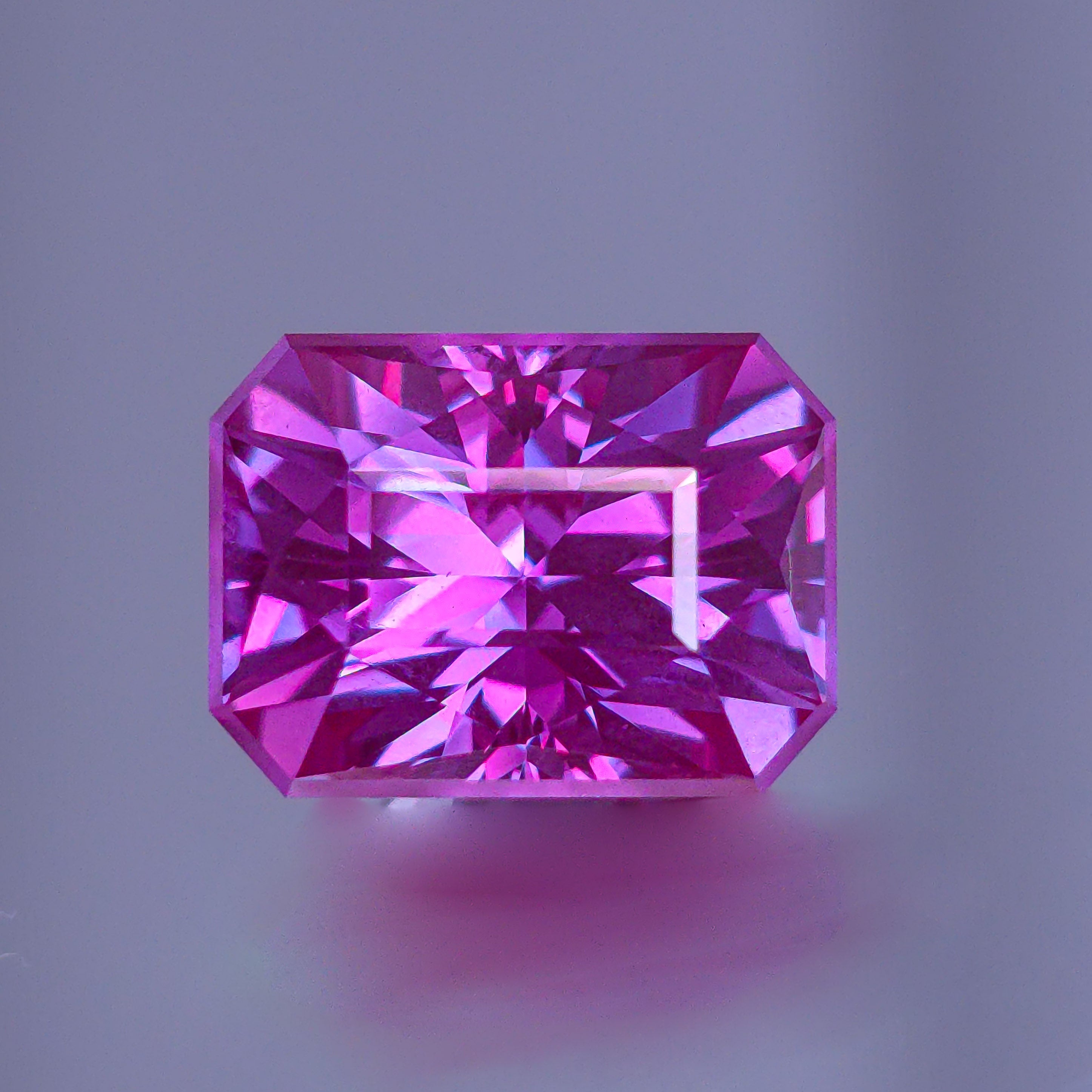 Lab alexandrite square cut