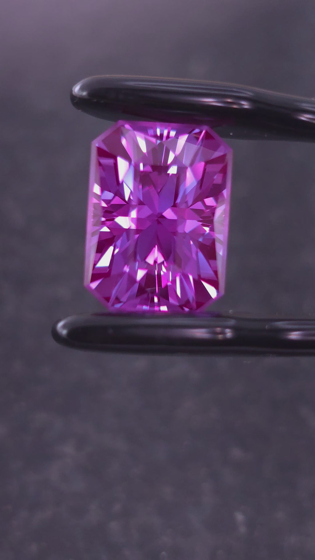 Lab alexandrite square cut