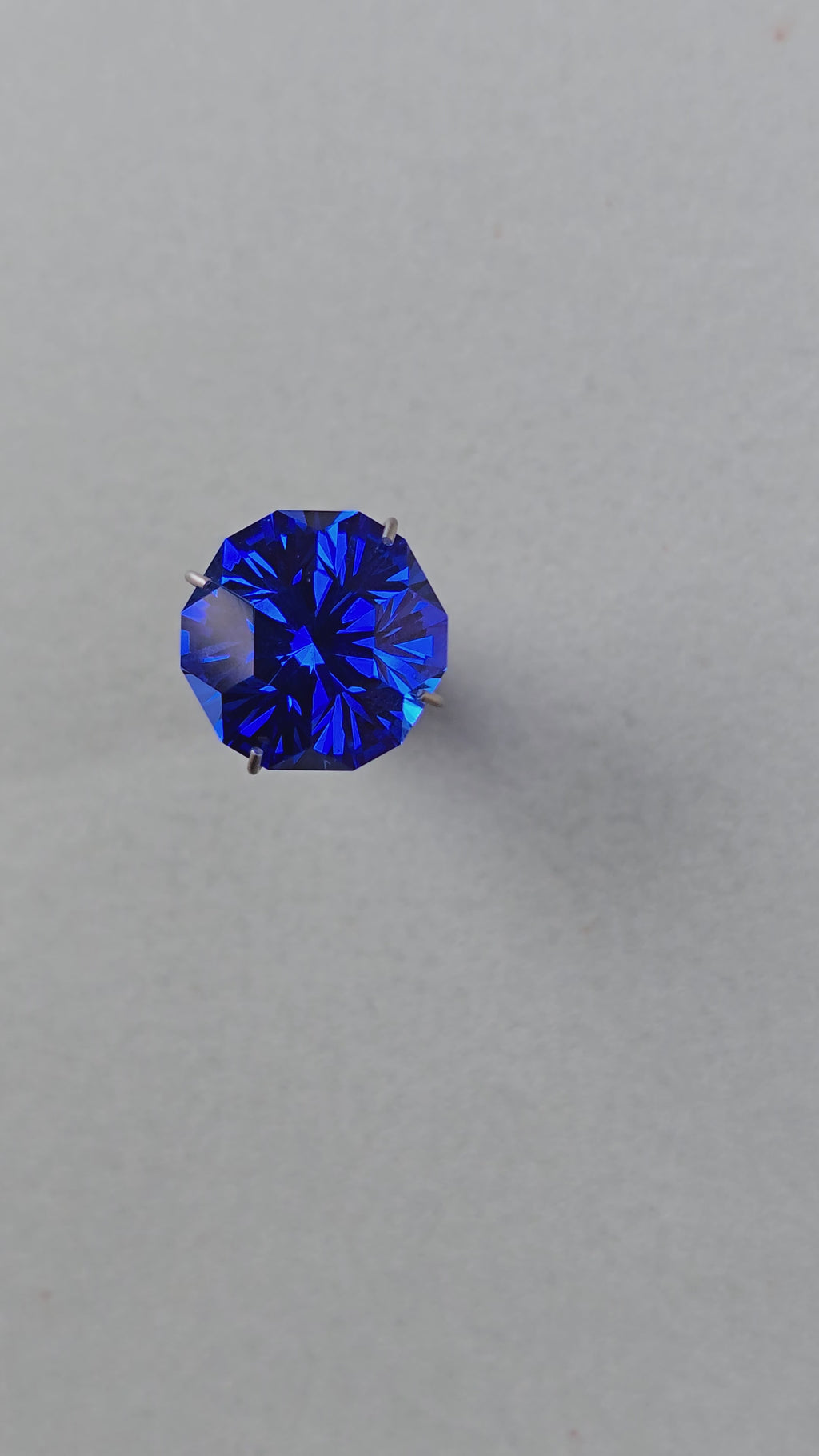 gnome geode blue